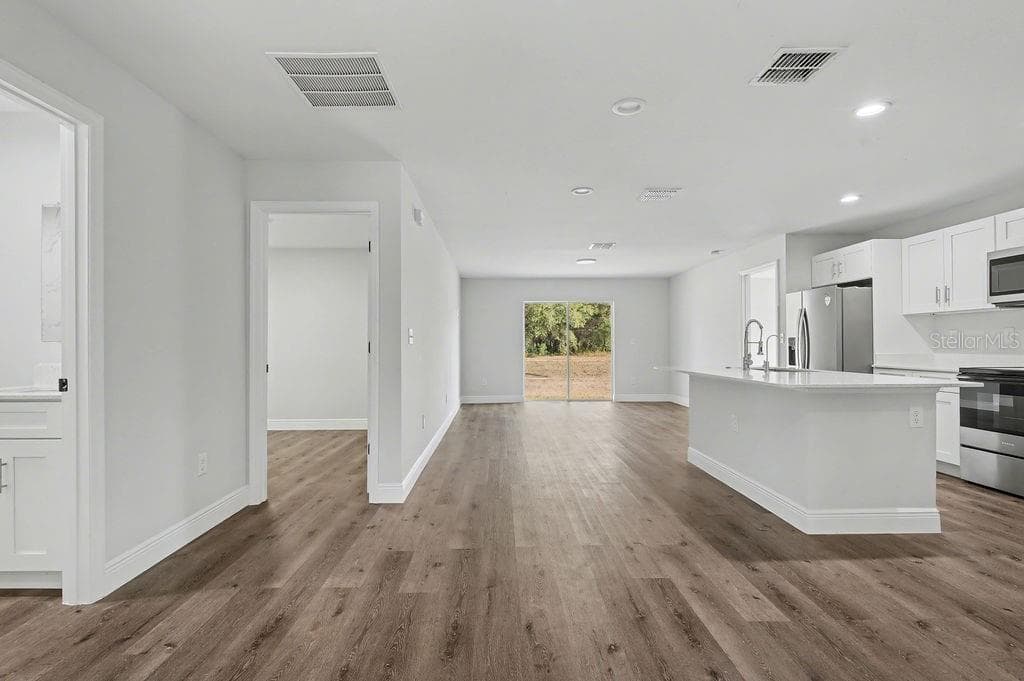 Single Family Residence at 5 PINE TRACK PL, OCALA, photo 7 of 33
