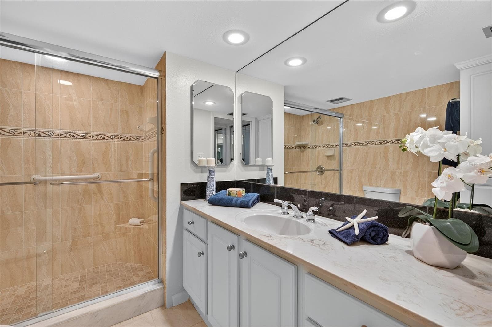Bathroom 2 - 7600 BAYSHORE DR #902, TREASURE ISLAND