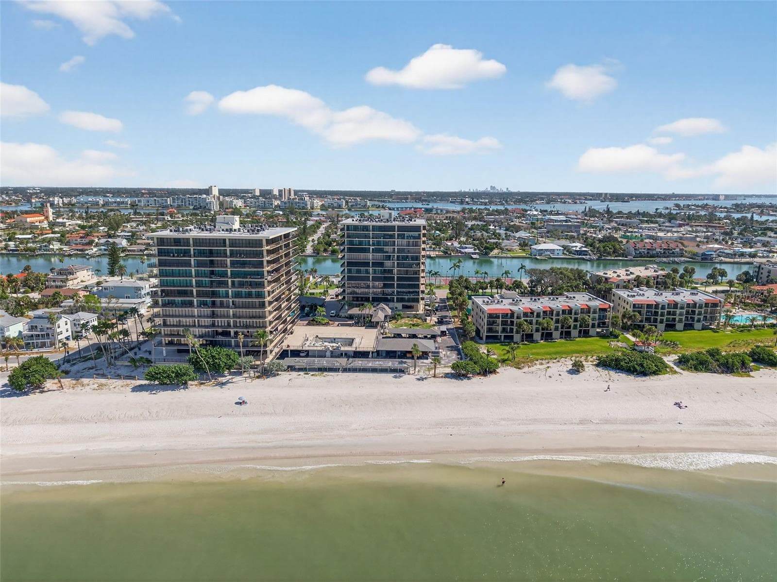 Condominium at 7600 BAYSHORE DR #902, TREASURE ISLAND, photo 44 of 52