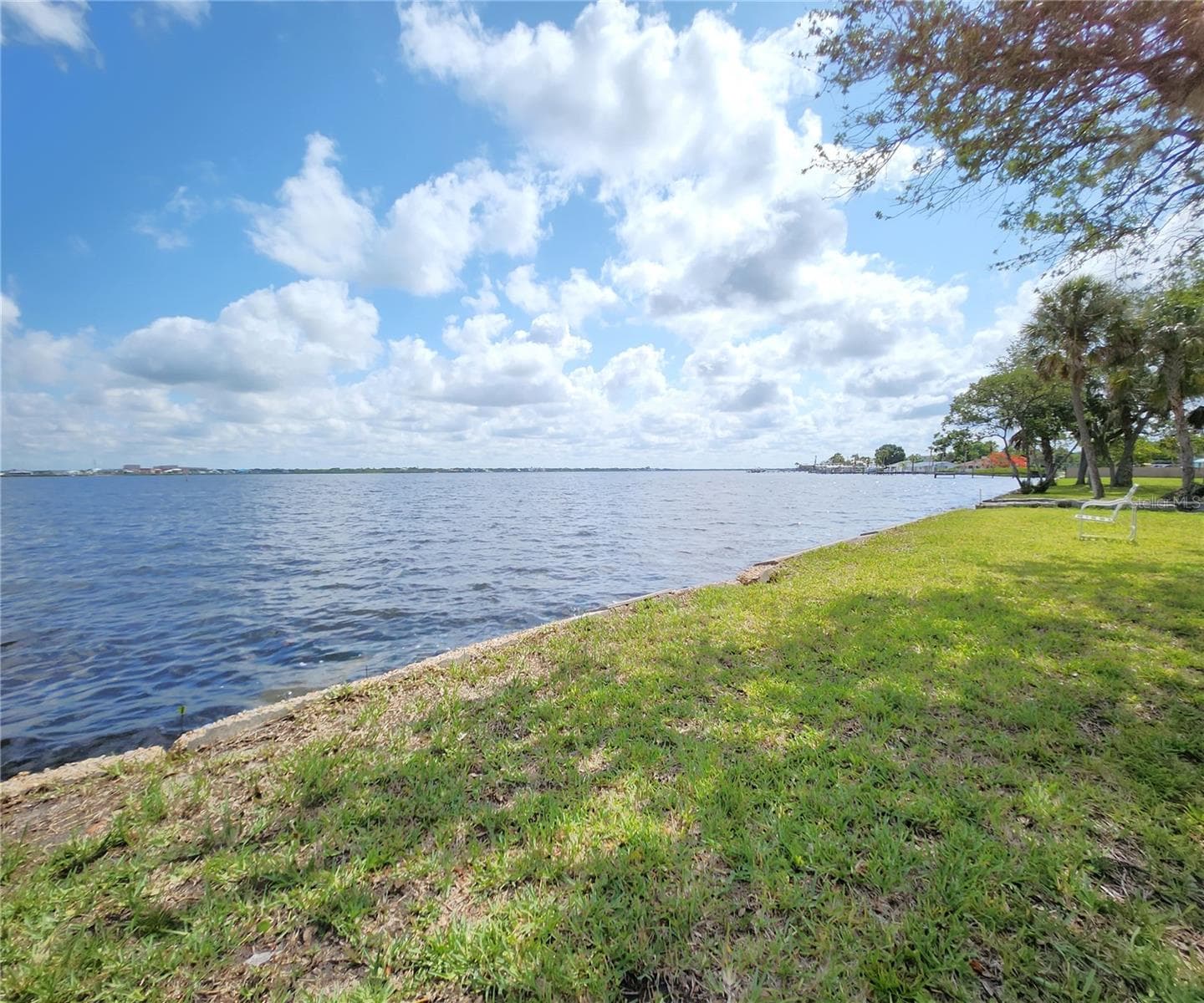 Community Boat Ramp; Gulf access. Includes 1/14th share of the 1.62 acres behind the property - 102 17TH ST NE, BRADENTON