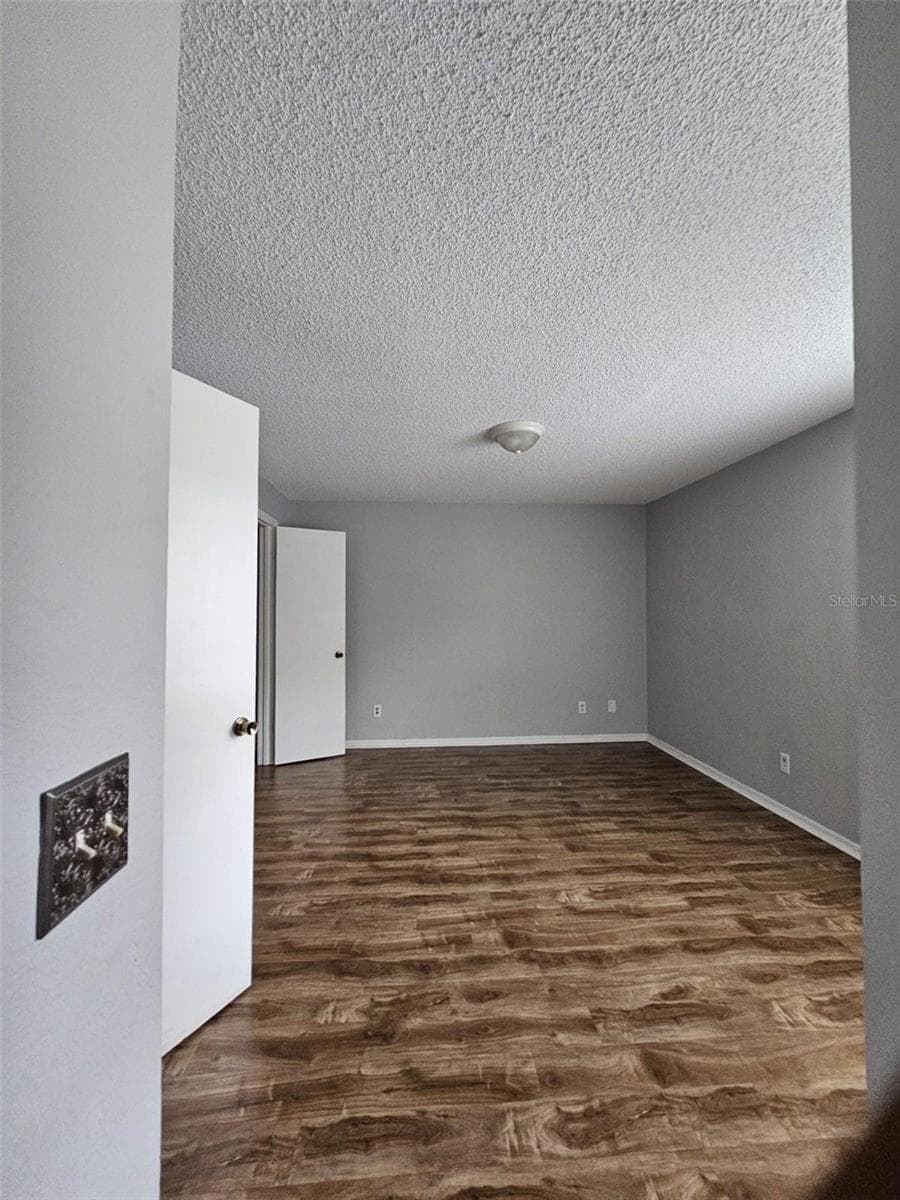 Condominium at 4532 COMMANDER DR #2122, ORLANDO, photo 11 of 13