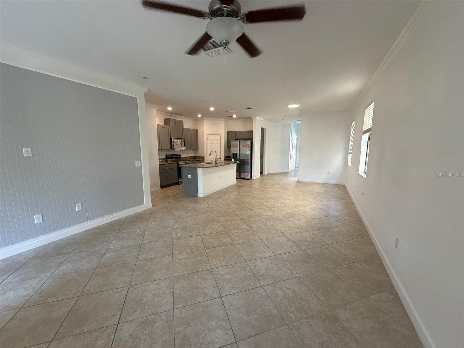 Single Family Residence at 950 TERRA VISTA ST, BRANDON, photo 3 of 17