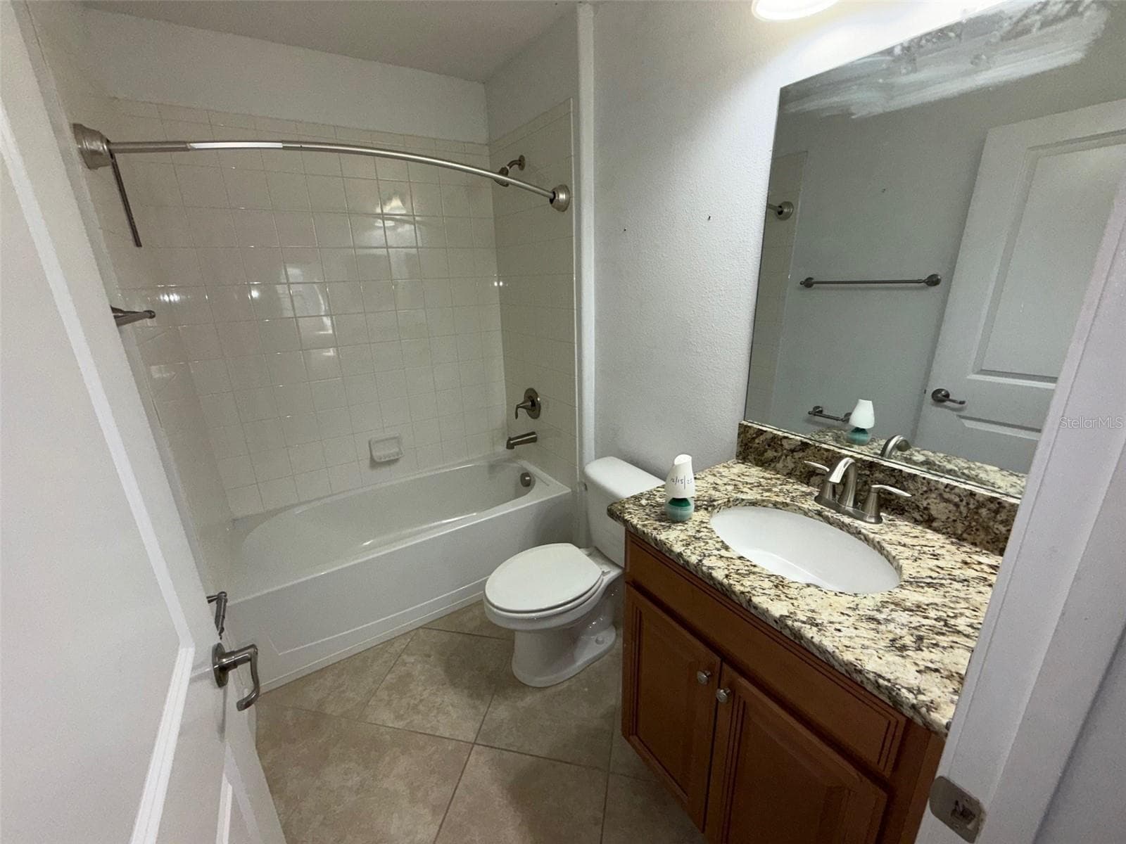 Single Family Residence at 950 TERRA VISTA ST, BRANDON, photo 12 of 17