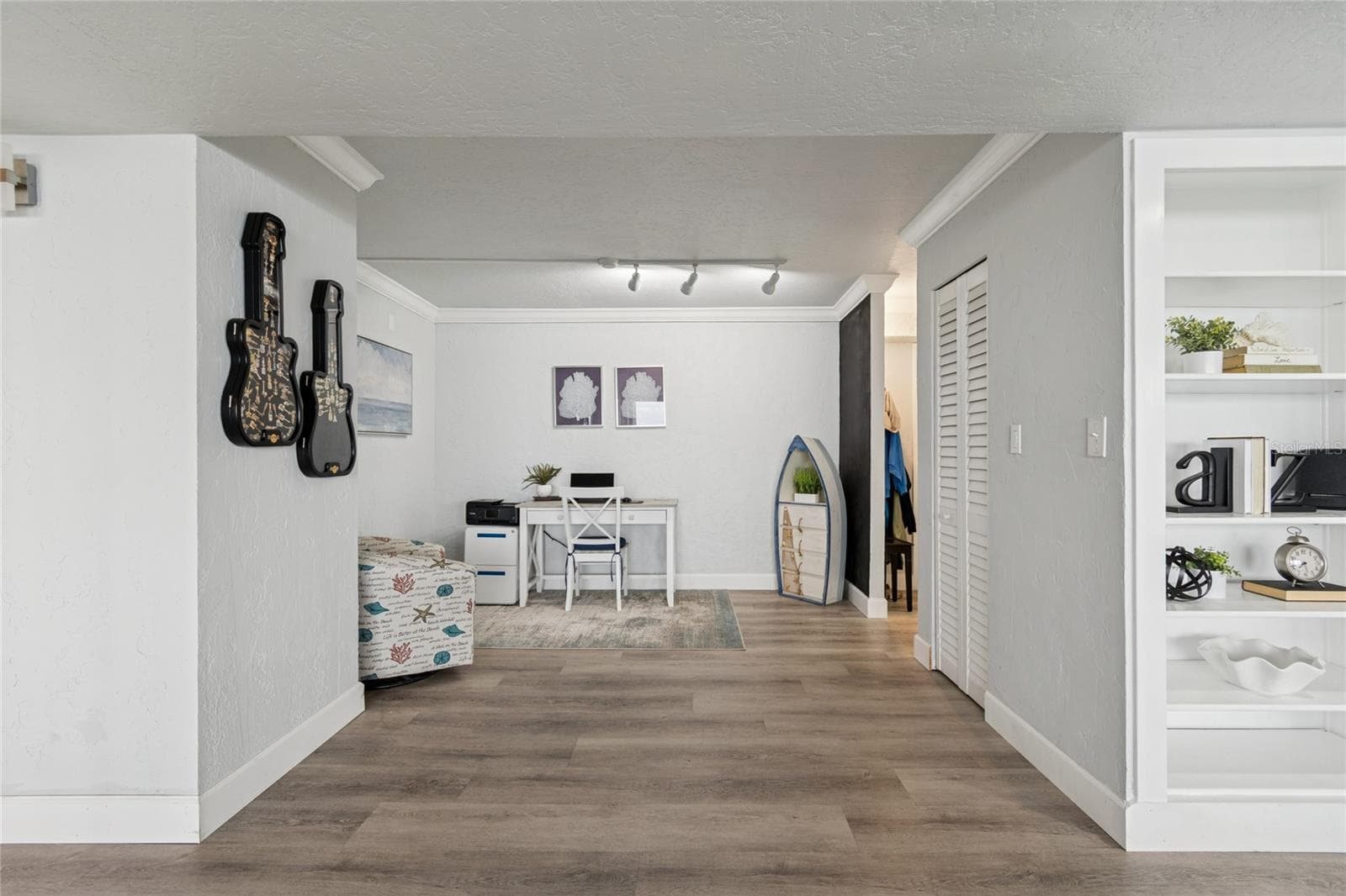 Condominium at 1 KEY CAPRI #101E, TREASURE ISLAND, photo 10 of 63
