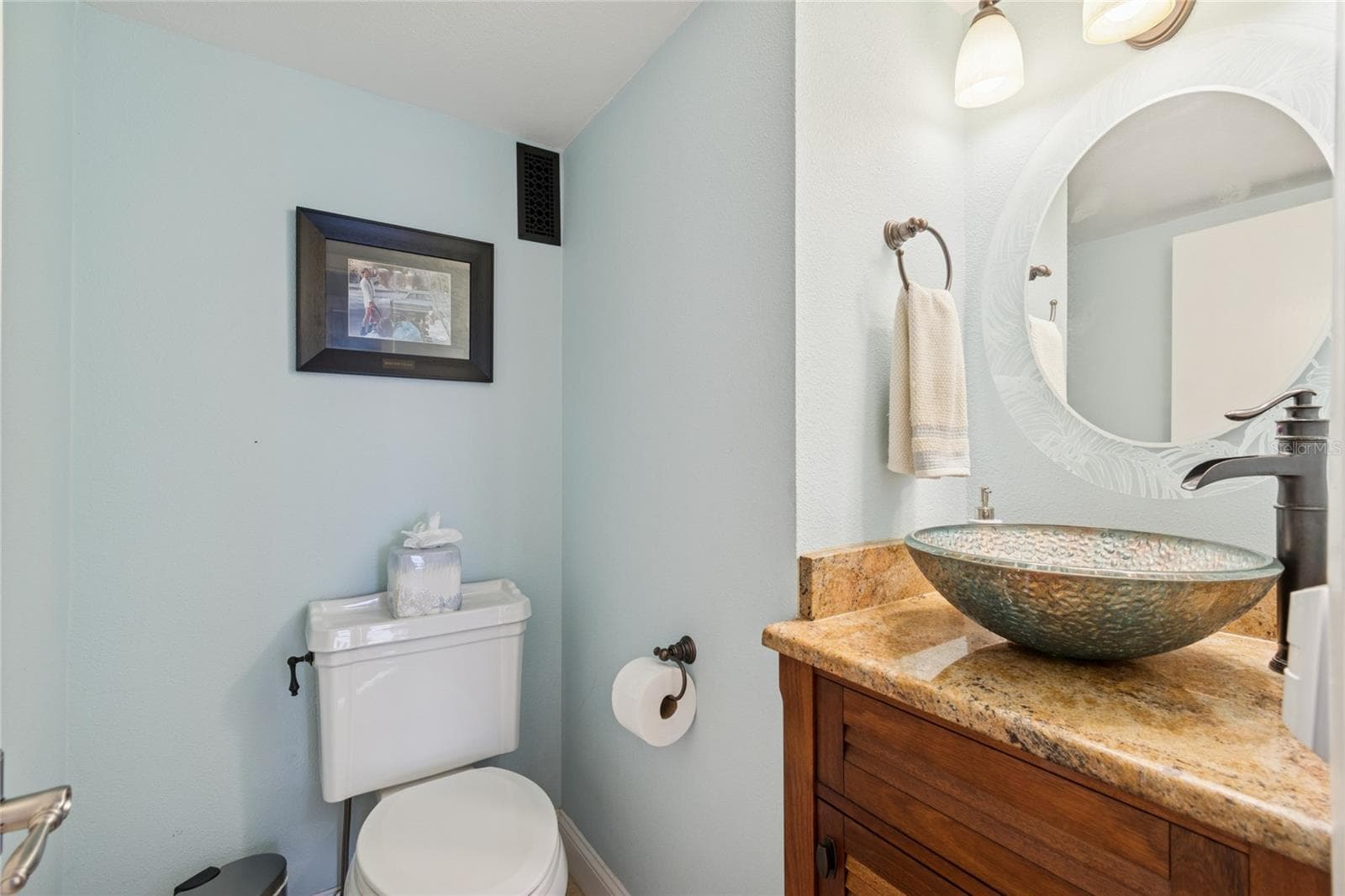 Condominium at 1 KEY CAPRI #101E, TREASURE ISLAND, photo 39 of 63