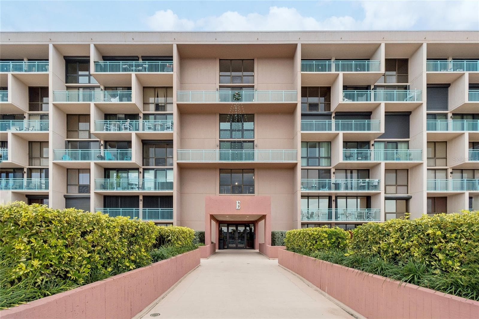 Condominium at 1 KEY CAPRI #101E, TREASURE ISLAND, photo 42 of 63