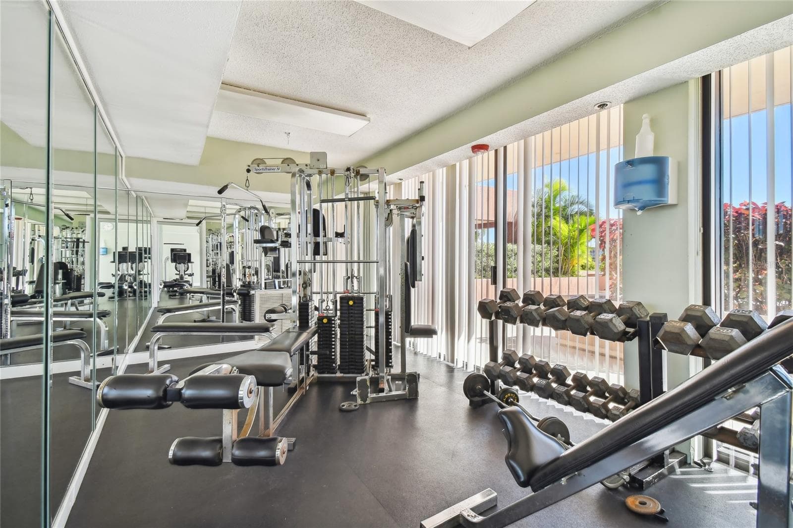 Condominium at 1 KEY CAPRI #101E, TREASURE ISLAND, photo 61 of 63