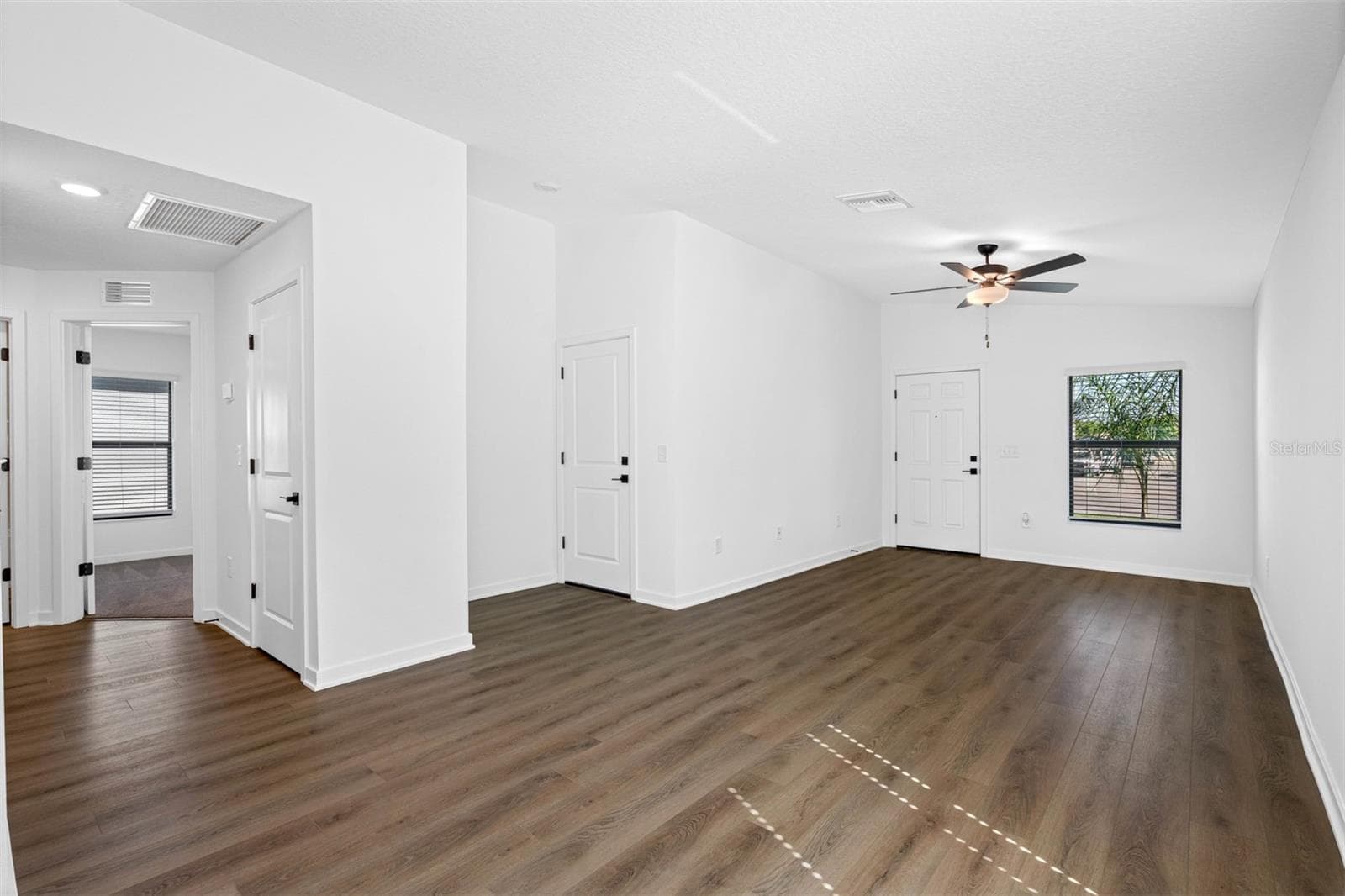 Single Family Residence at 5450 PARNELL AVE, SPRING HILL, photo 3 of 14