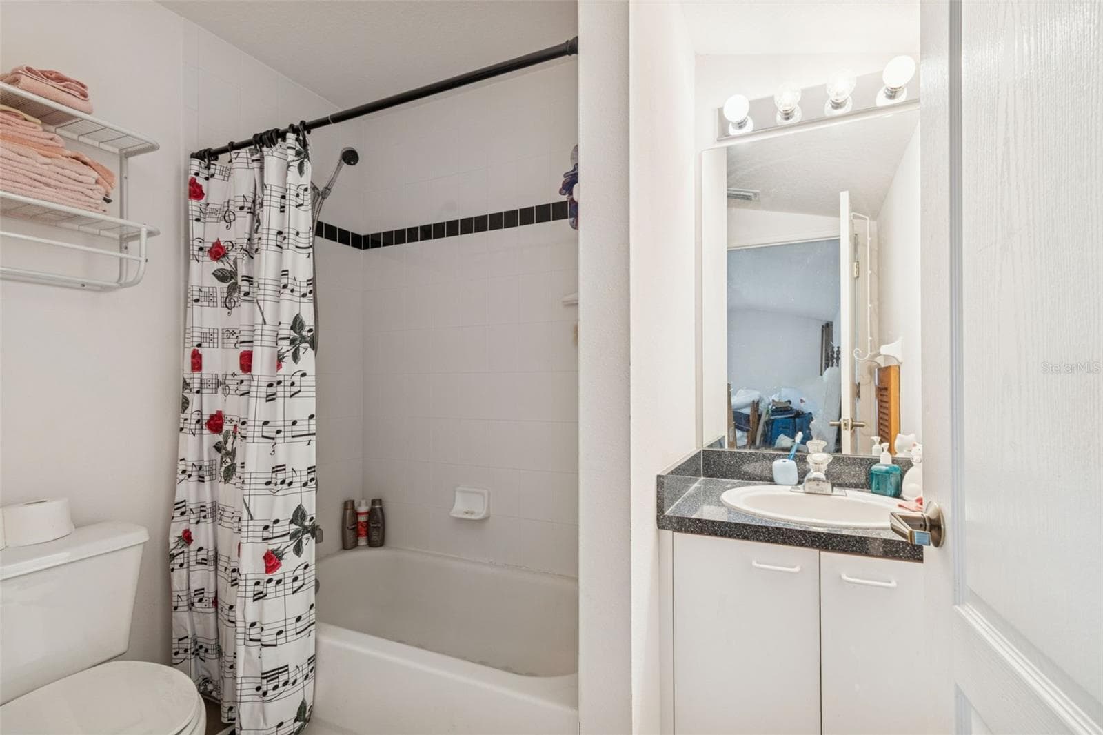 Upstairs Full Bathroom - 928 OAKVIEW RD, TARPON SPRINGS