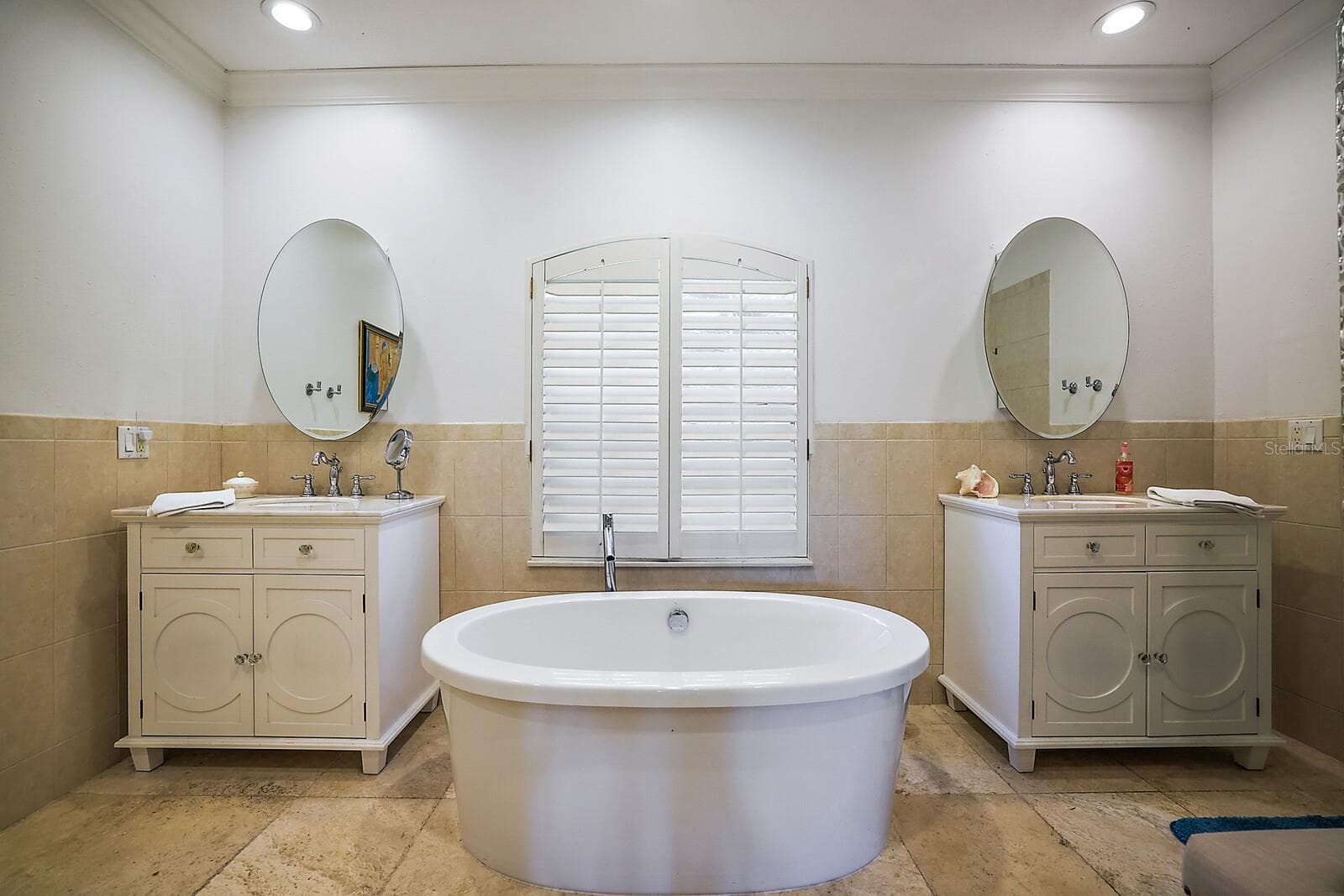Single Family Residence at 2701 REGAL POINT PL, EUSTIS, photo 31 of 63
