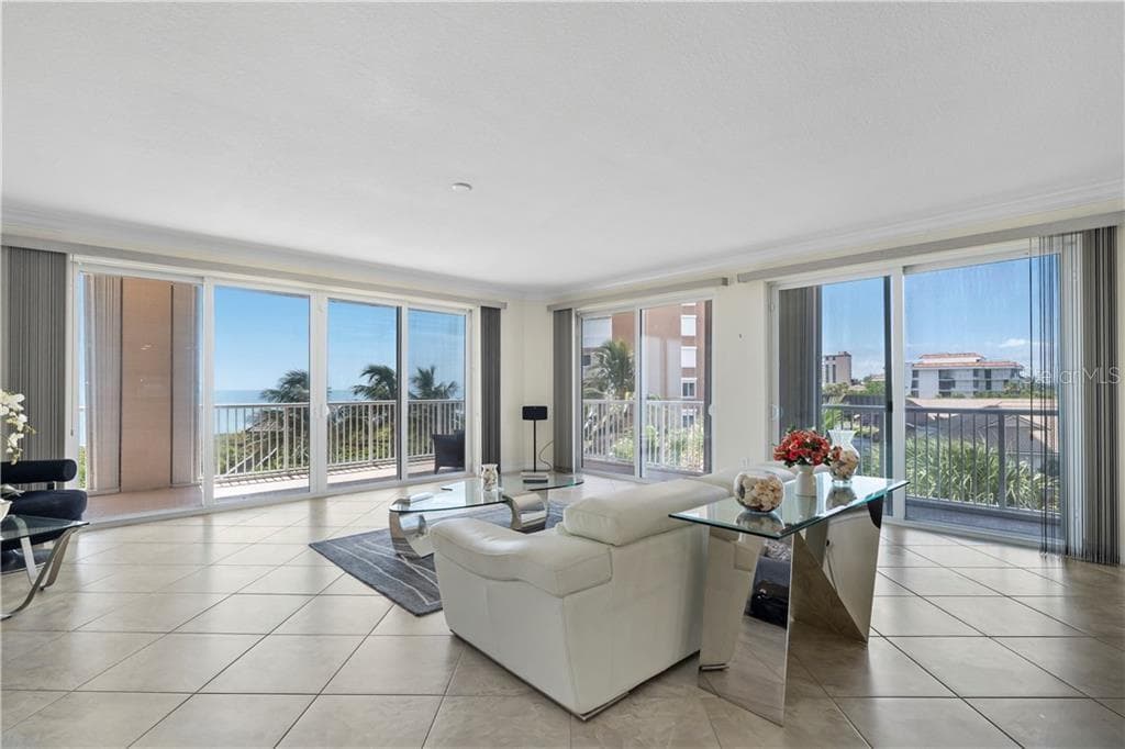 4180 N HIGHWAY A1A #305B