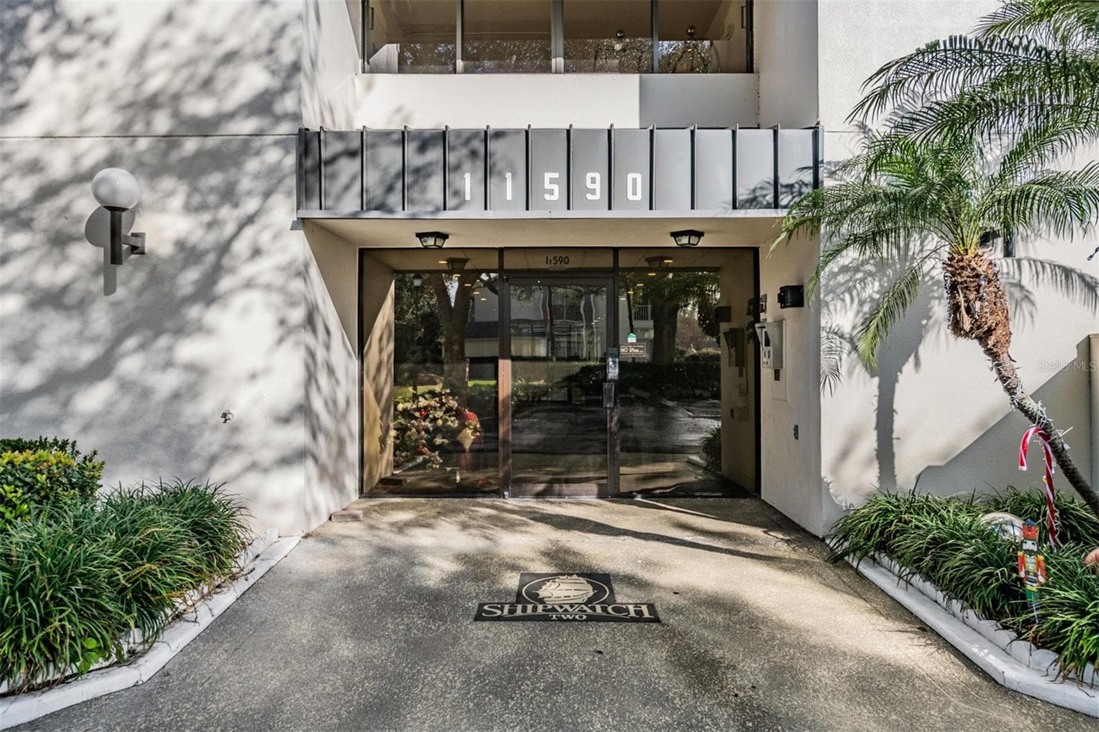 Secure Lobby - 11590 SHIPWATCH DR #347, LARGO
