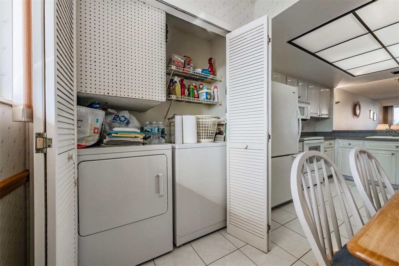 Washer/dryer - 11590 SHIPWATCH DR #347, LARGO