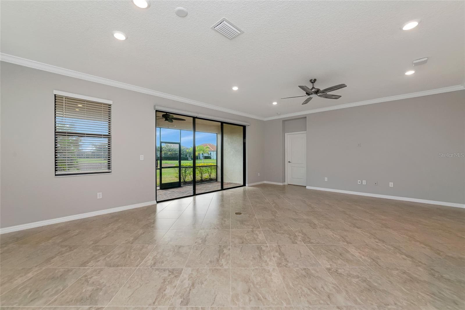 Single Family Residence at 10202 MARBELLA DR, BRADENTON, photo 9 of 68