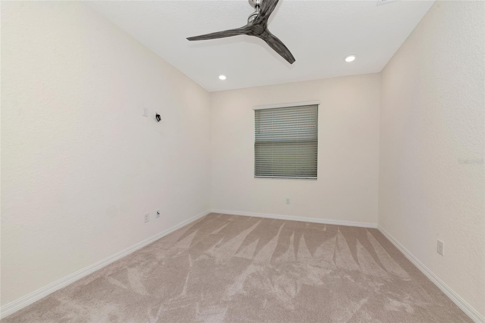 Single Family Residence at 10202 MARBELLA DR, BRADENTON, photo 28 of 68