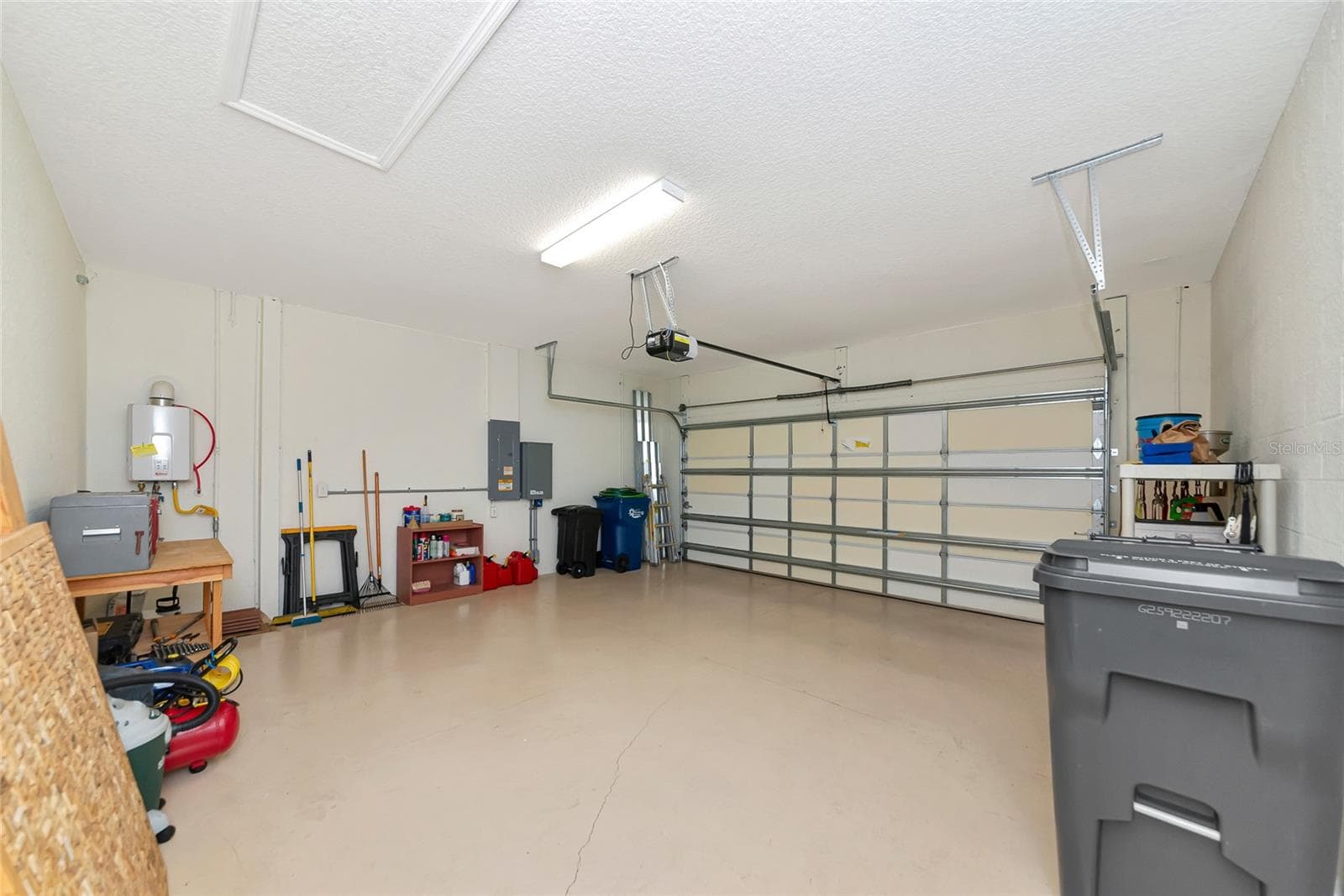 Single Family Residence at 10202 MARBELLA DR, BRADENTON, photo 43 of 68