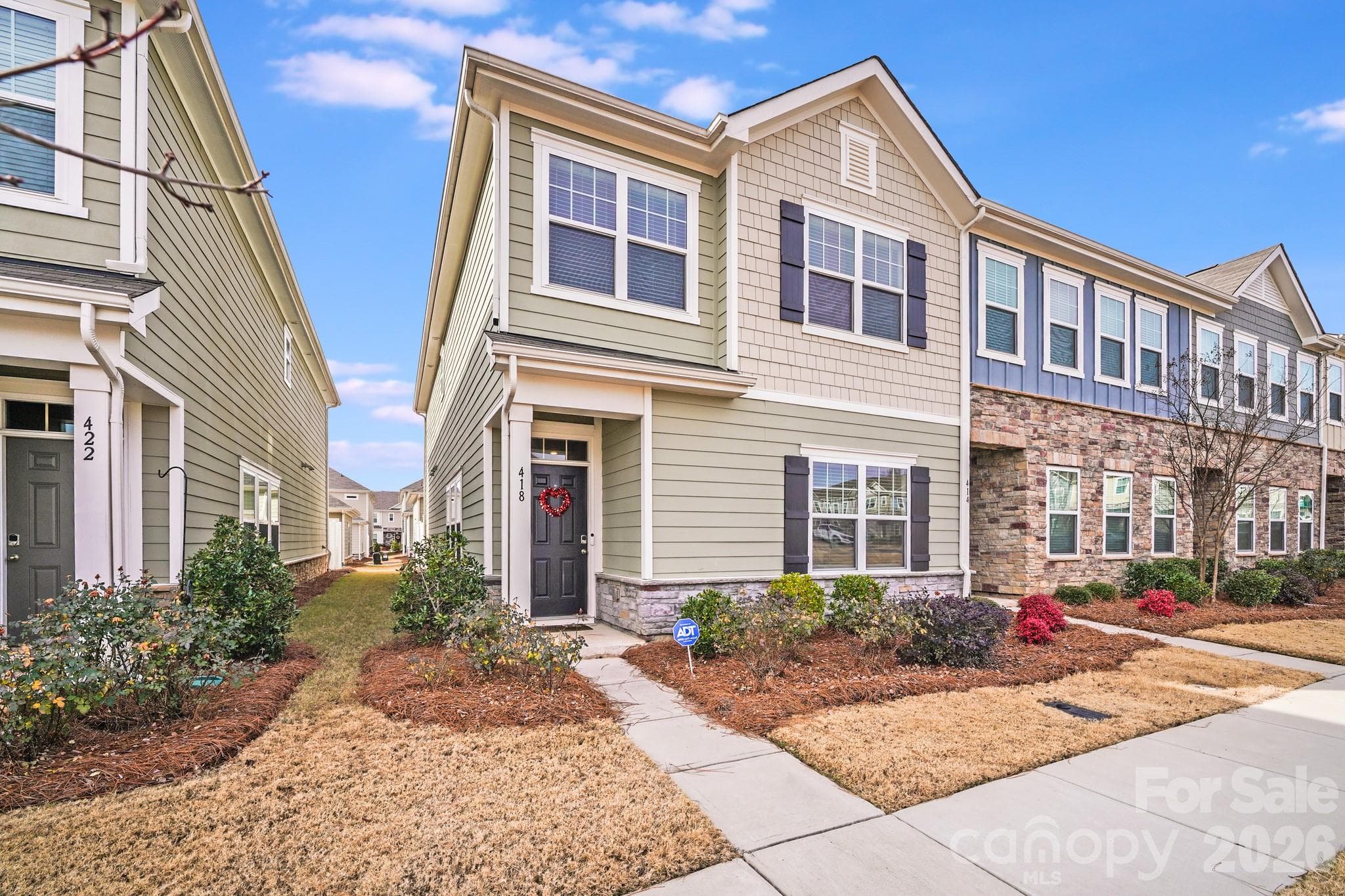 418 Kenwood View