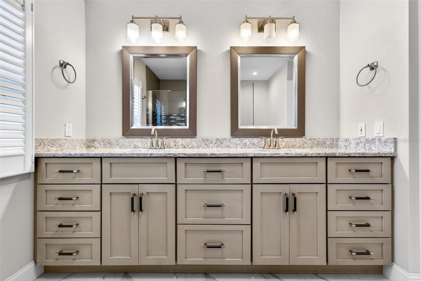 Single Family Residence at 562 RANGER LN, LONGBOAT KEY, photo 42 of 96