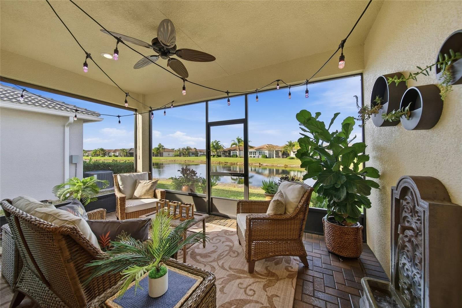 Villa at 4717 AVILA LAKES DR, WIMAUMA, photo 11 of 32