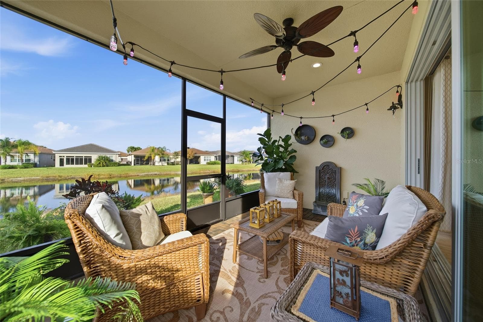 Villa at 4717 AVILA LAKES DR, WIMAUMA, photo 12 of 32