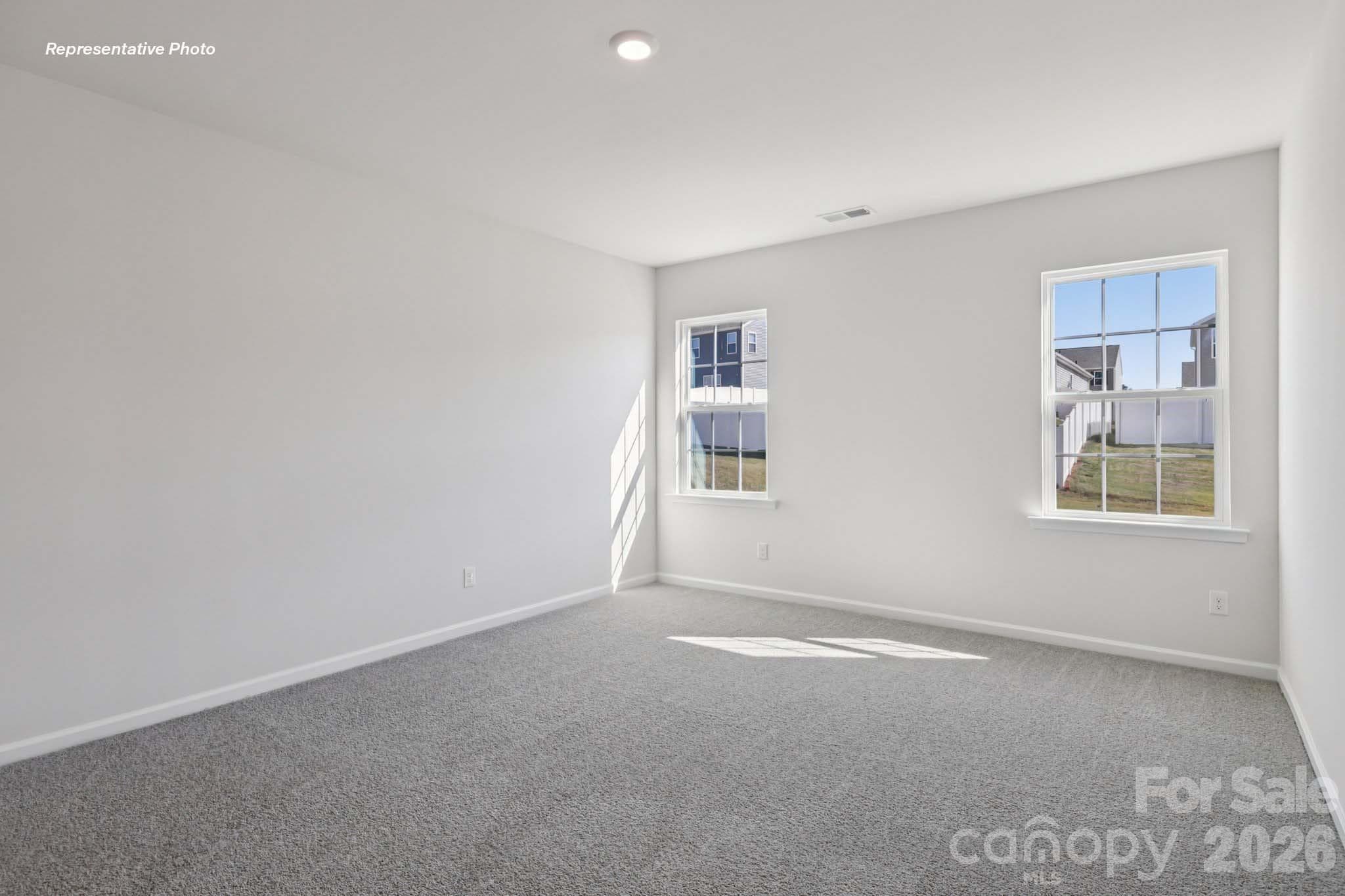 Single Family Residence at 552 Dazzle Loop, Newton, photo 29 of 64