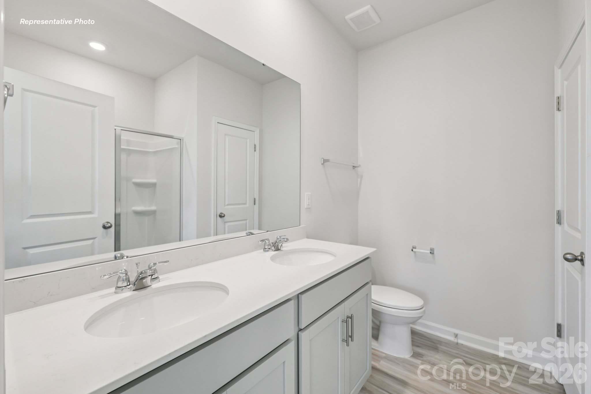 Single Family Residence at 552 Dazzle Loop, Newton, photo 35 of 64