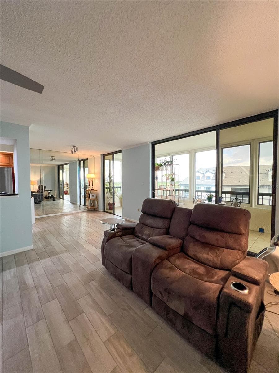 Condominium at 14810 RUE DE BAYONNE #7G, CLEARWATER, photo 19 of 56