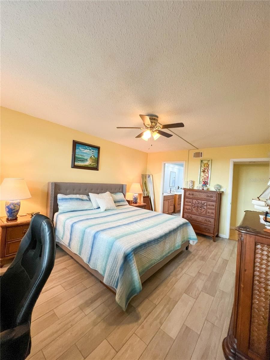 Condominium at 14810 RUE DE BAYONNE #7G, CLEARWATER, photo 23 of 56