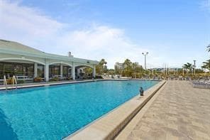 Get your laps in! - 2333 FEATHER SOUND DR #B304, CLEARWATER