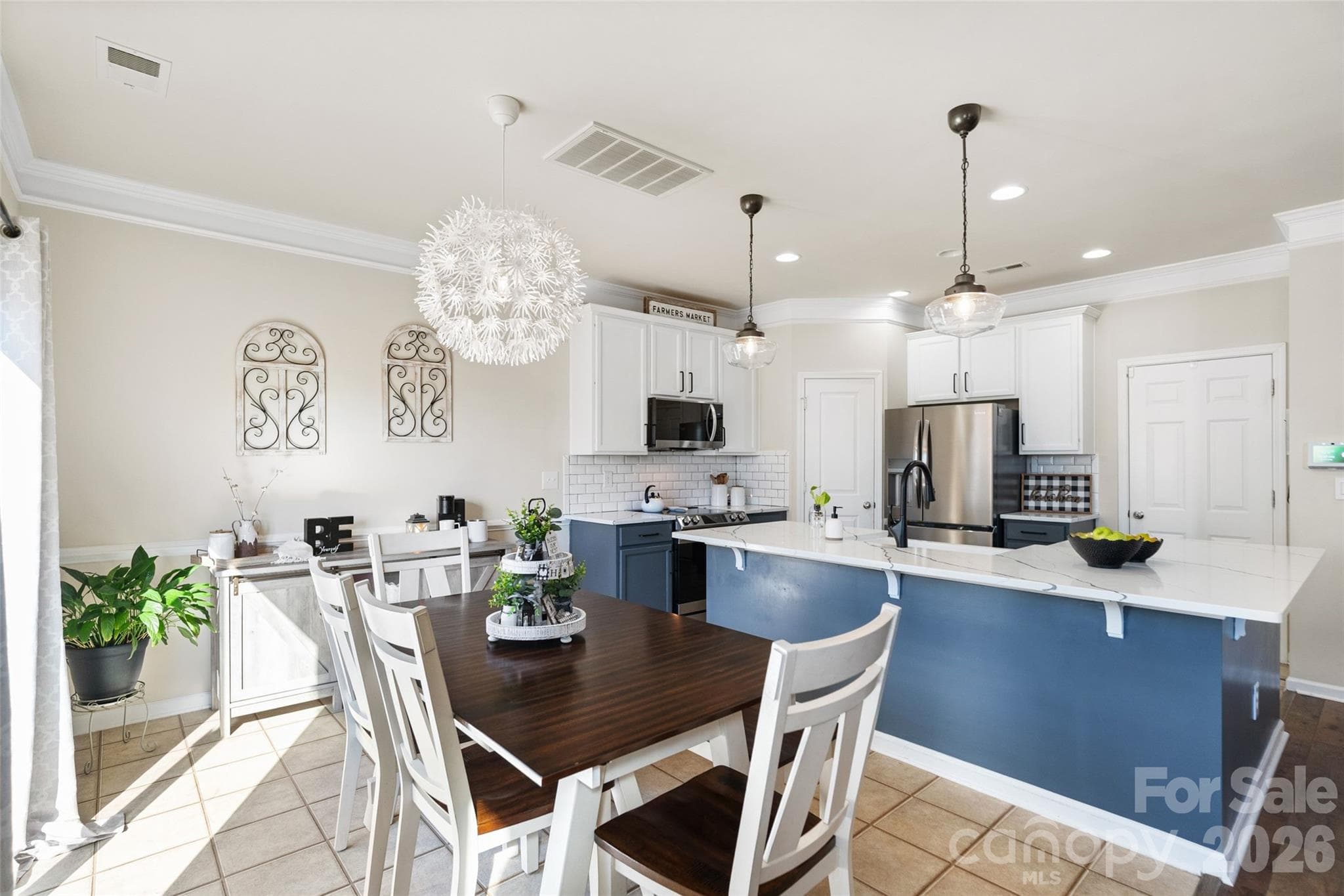 Single Family Residence at 3825 Quay Court, Gastonia, photo 9 of 33