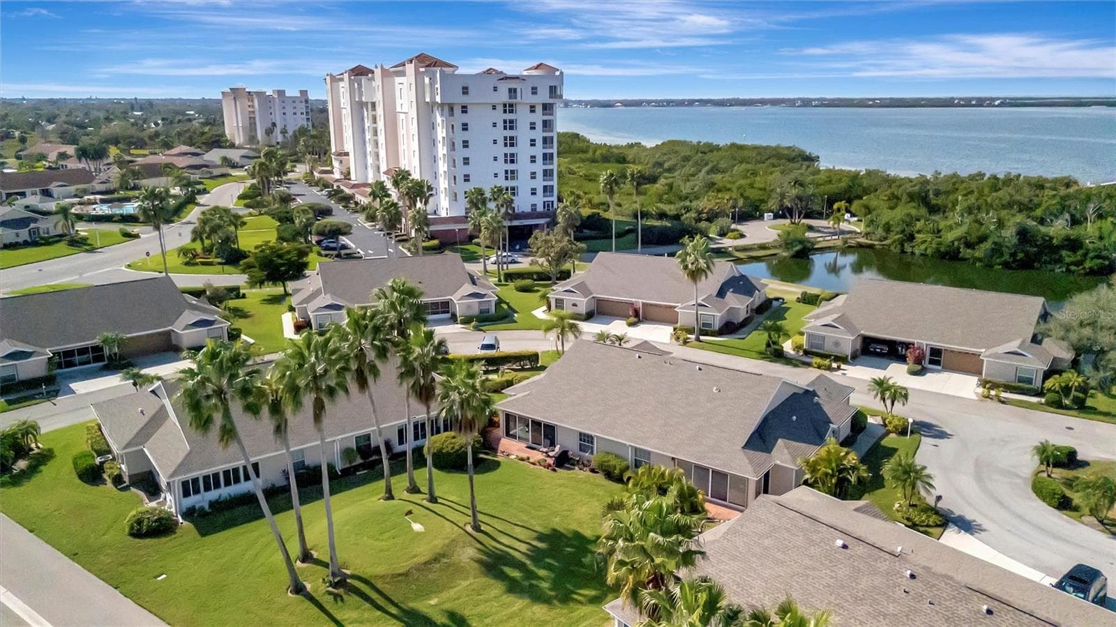 Condominium at 2905 CAPTAINS CT #0, PALMETTO, photo 2 of 22