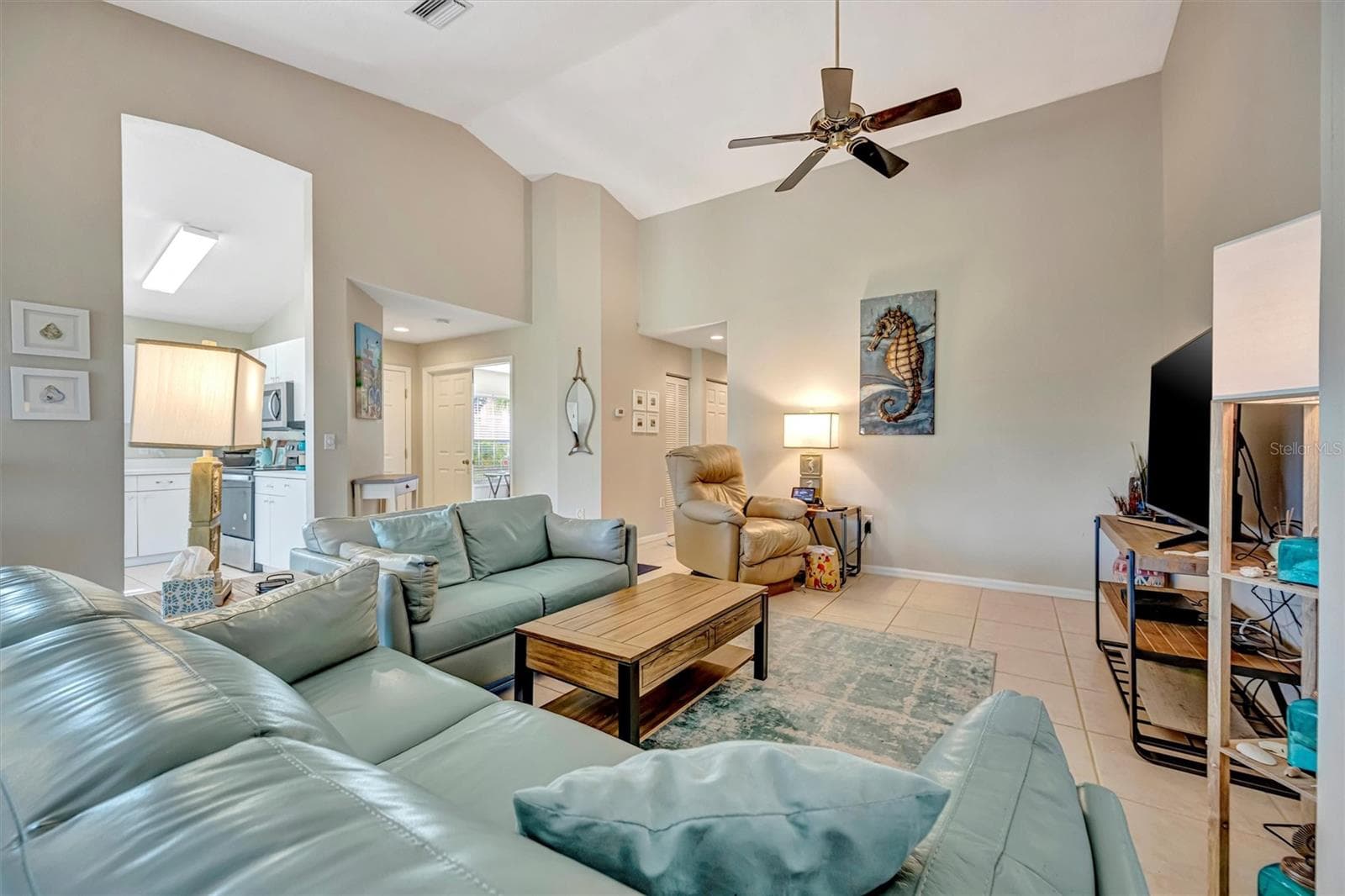 Condominium at 2905 CAPTAINS CT #0, PALMETTO, photo 8 of 22