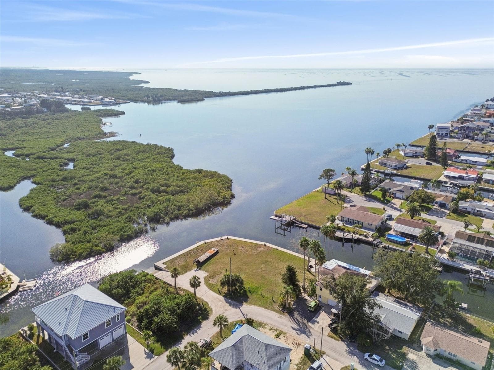 6374 BOATYARD DR