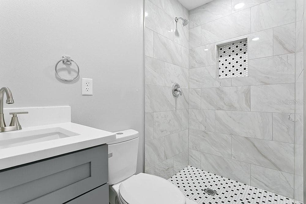 Single Family Residence at 4823 KATHY JO TER, ORLANDO, photo 19 of 33