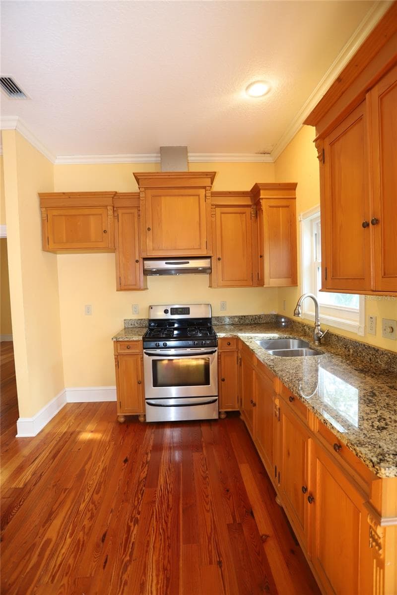 272-B Kitchen - 272 ORANGE ST #A-B, PALM HARBOR