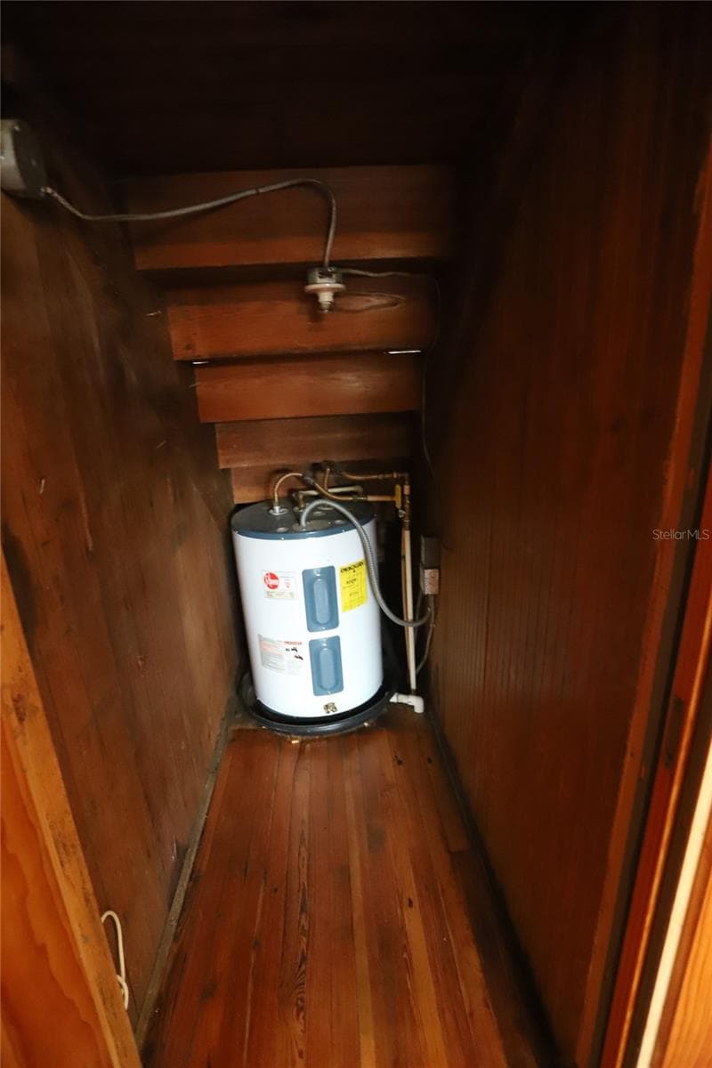 272-A Utilities closet - 272 ORANGE ST #A-B, PALM HARBOR