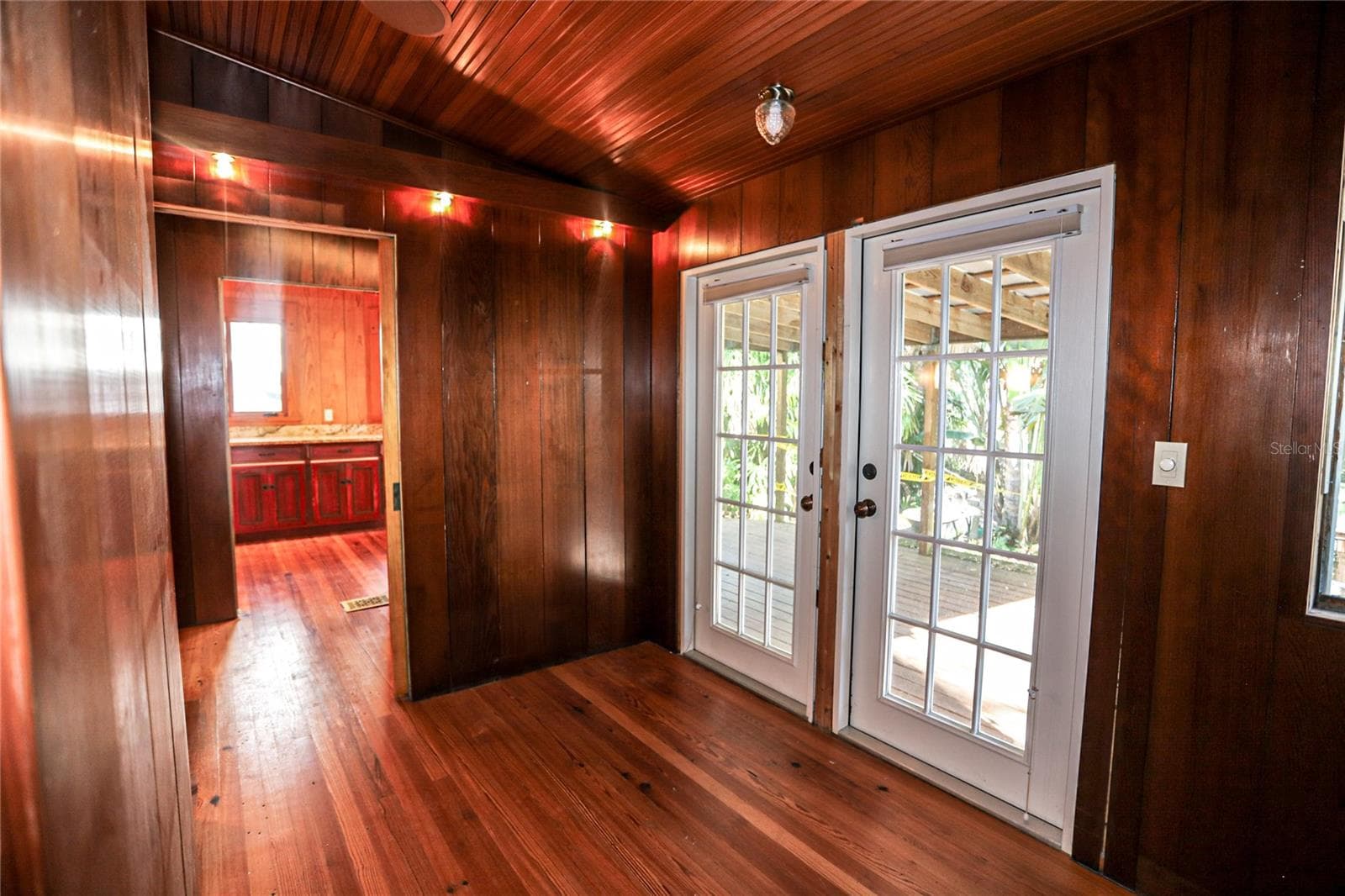 272-A Walk-out to covered deck - 272 ORANGE ST #A-B, PALM HARBOR