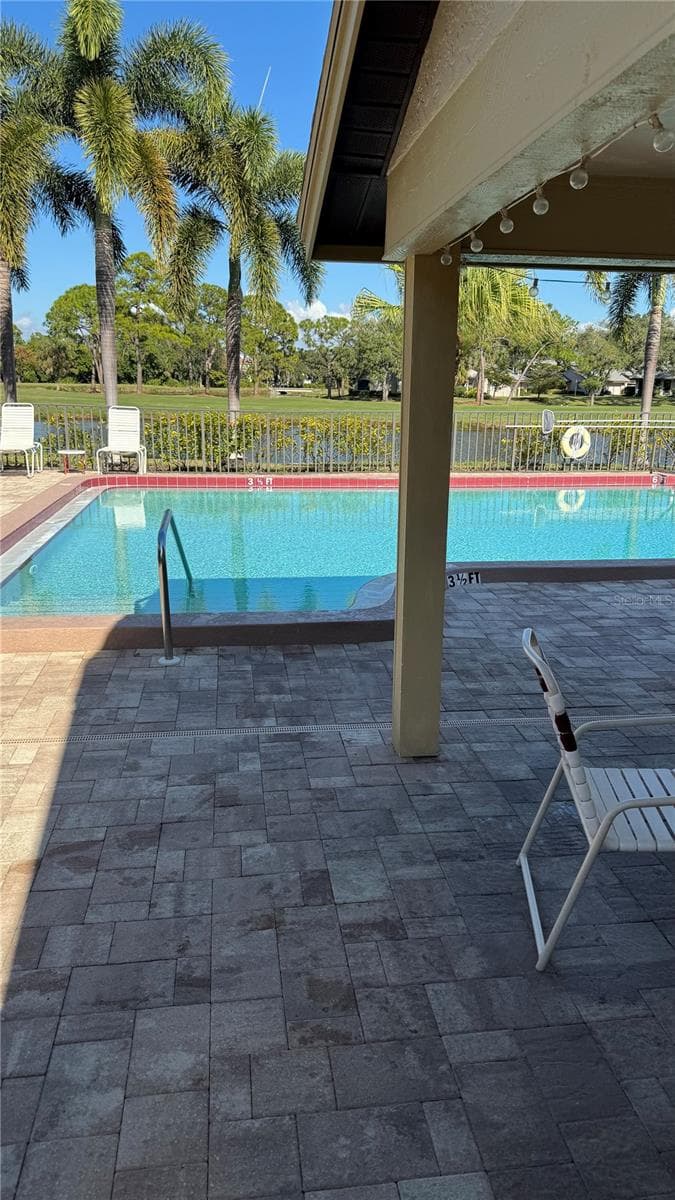 Condominium at 4640 WEYBRIDGE #12, SARASOTA, photo 13 of 16