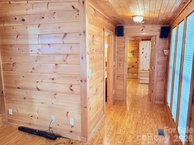 hallway to back bedroom - 129 Mallard Loop, Waynesville