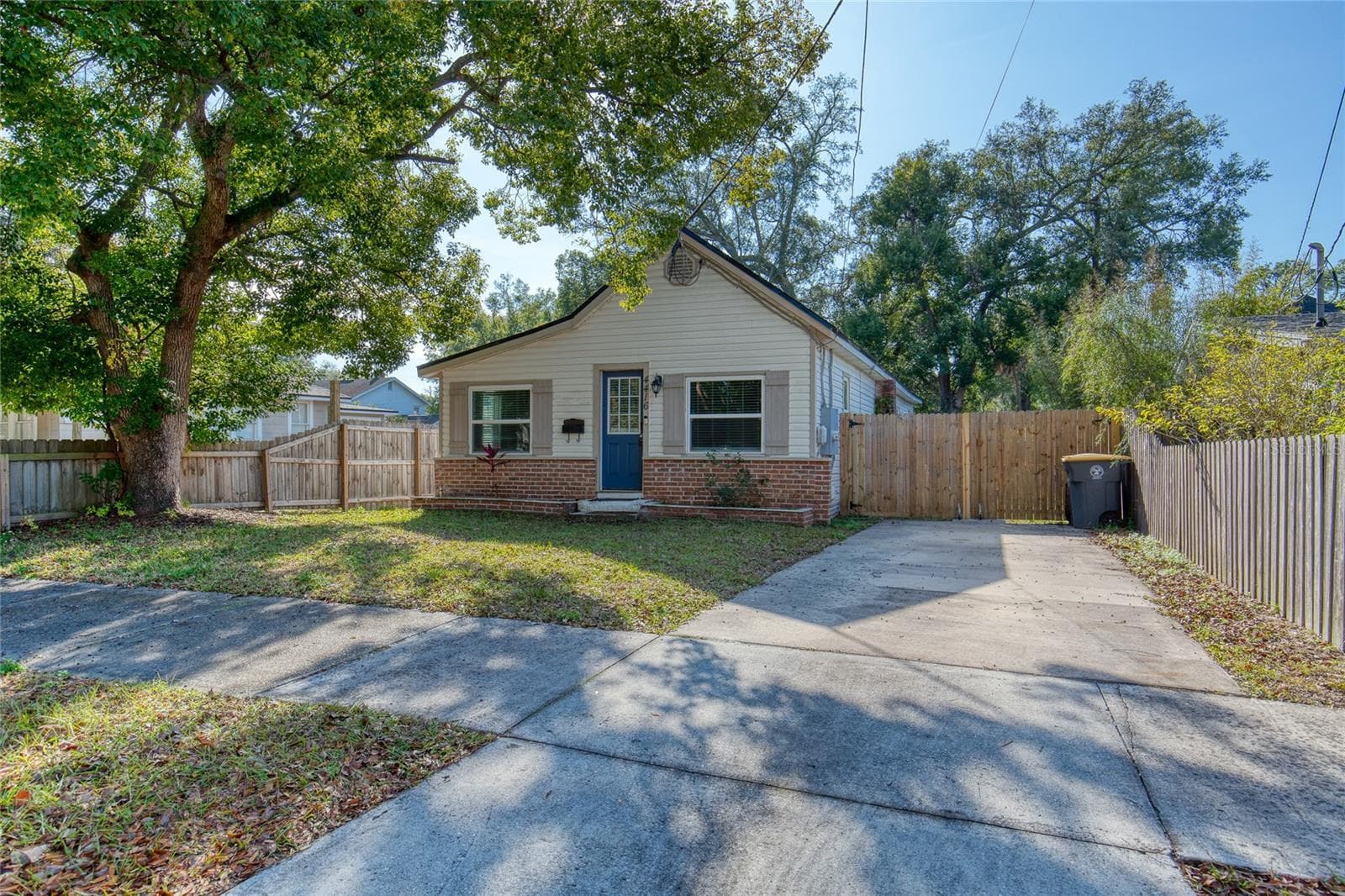 Single Family Residence at 4416 BEVERLY AVE, JACKSONVILLE, photo 2 of 30