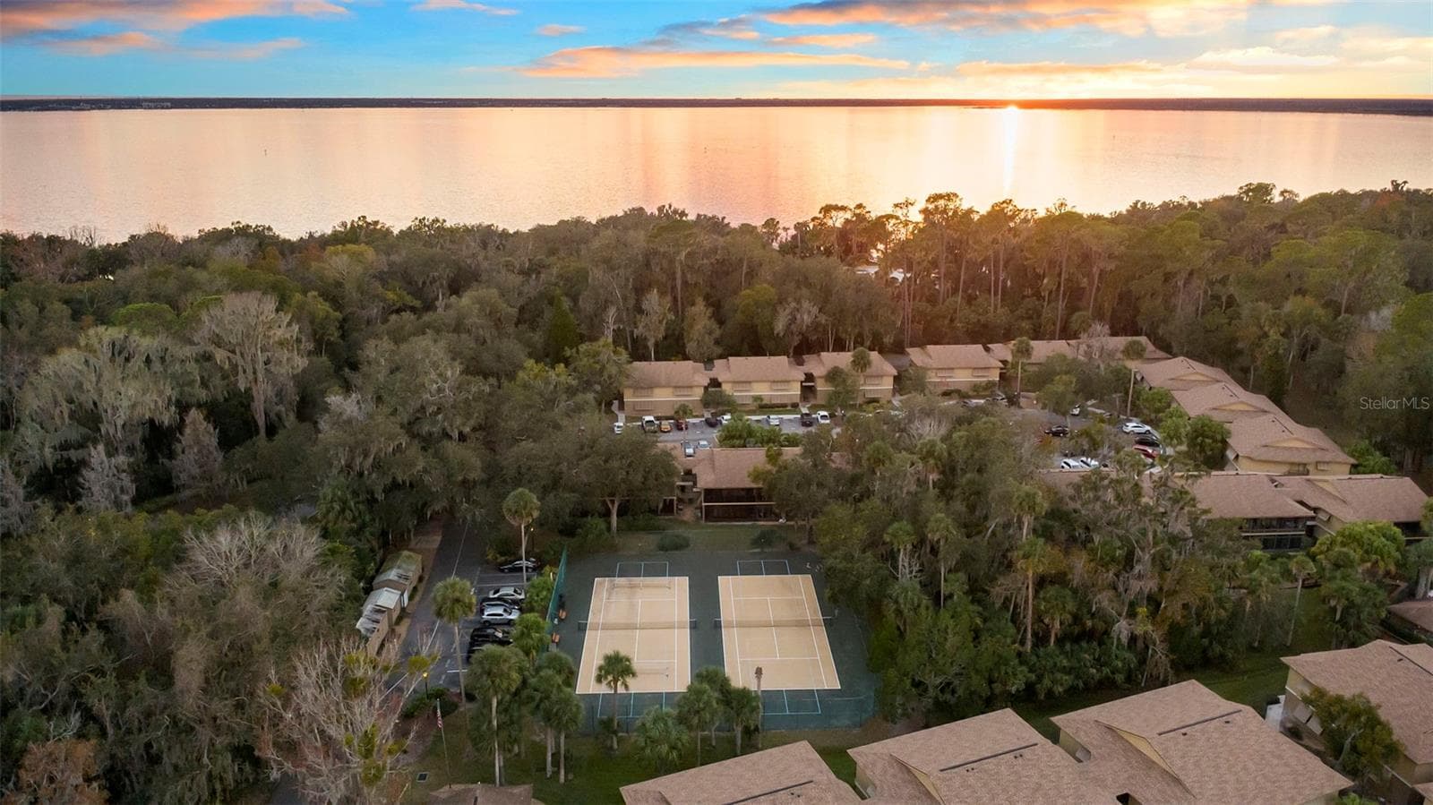 Condominium at 120 HIBISCUS WOODS CT #15C, DELTONA, photo 8 of 44