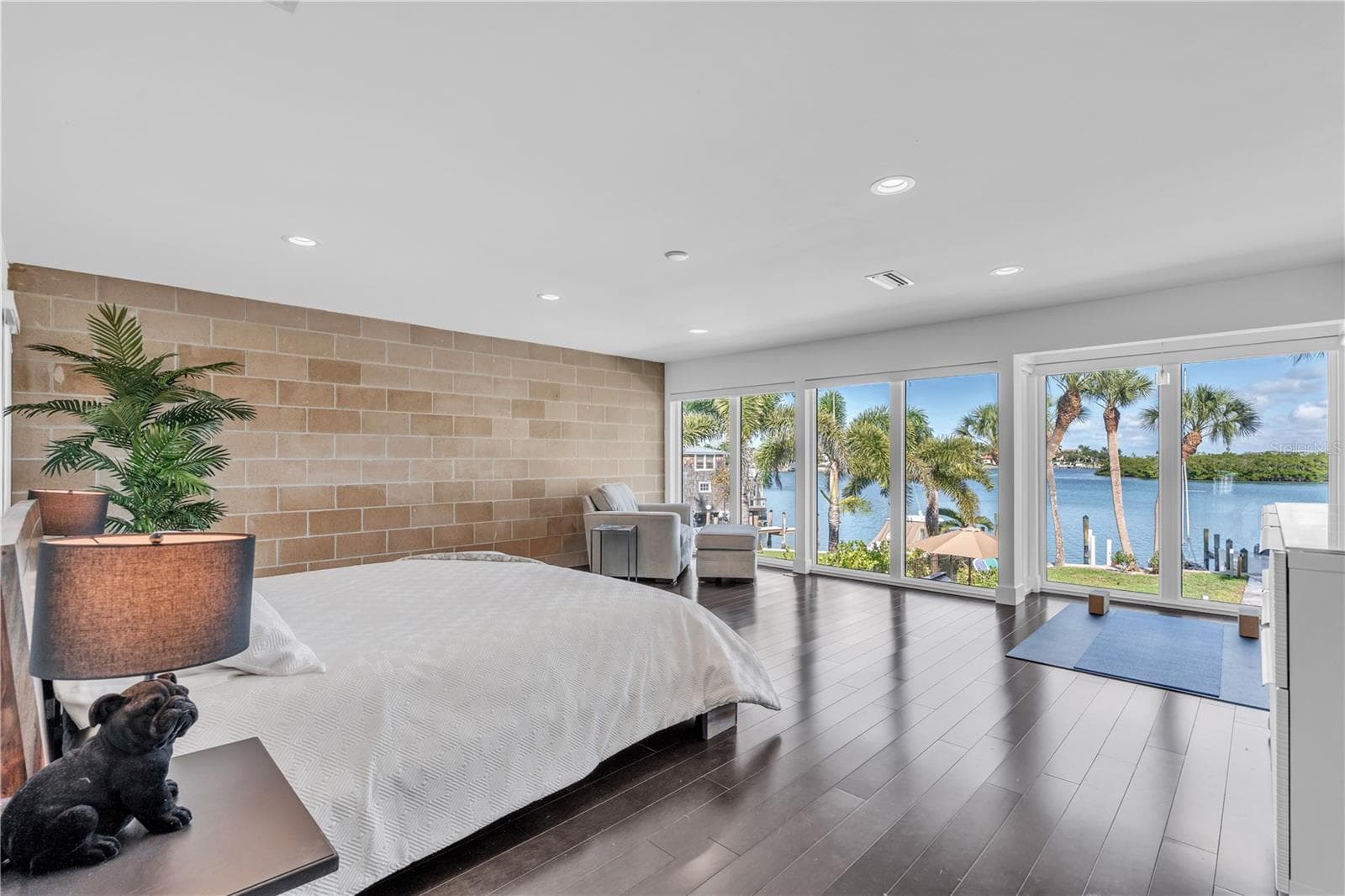 Single Family Residence at 701 TYLER DR, SARASOTA, photo 25 of 42