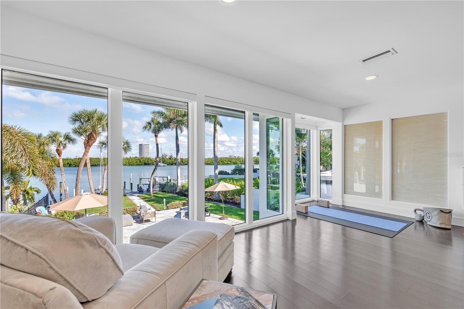 Single Family Residence at 701 TYLER DR, SARASOTA, photo 27 of 42
