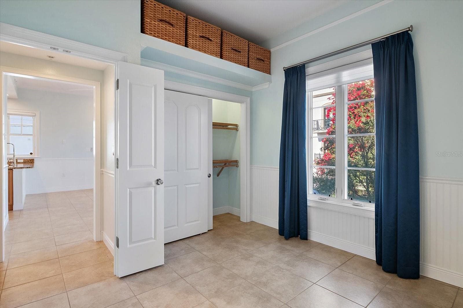 Primary bedroom entrance and closet and courtyard facing window - 445 N ORANGE AVE #210, SARASOTA