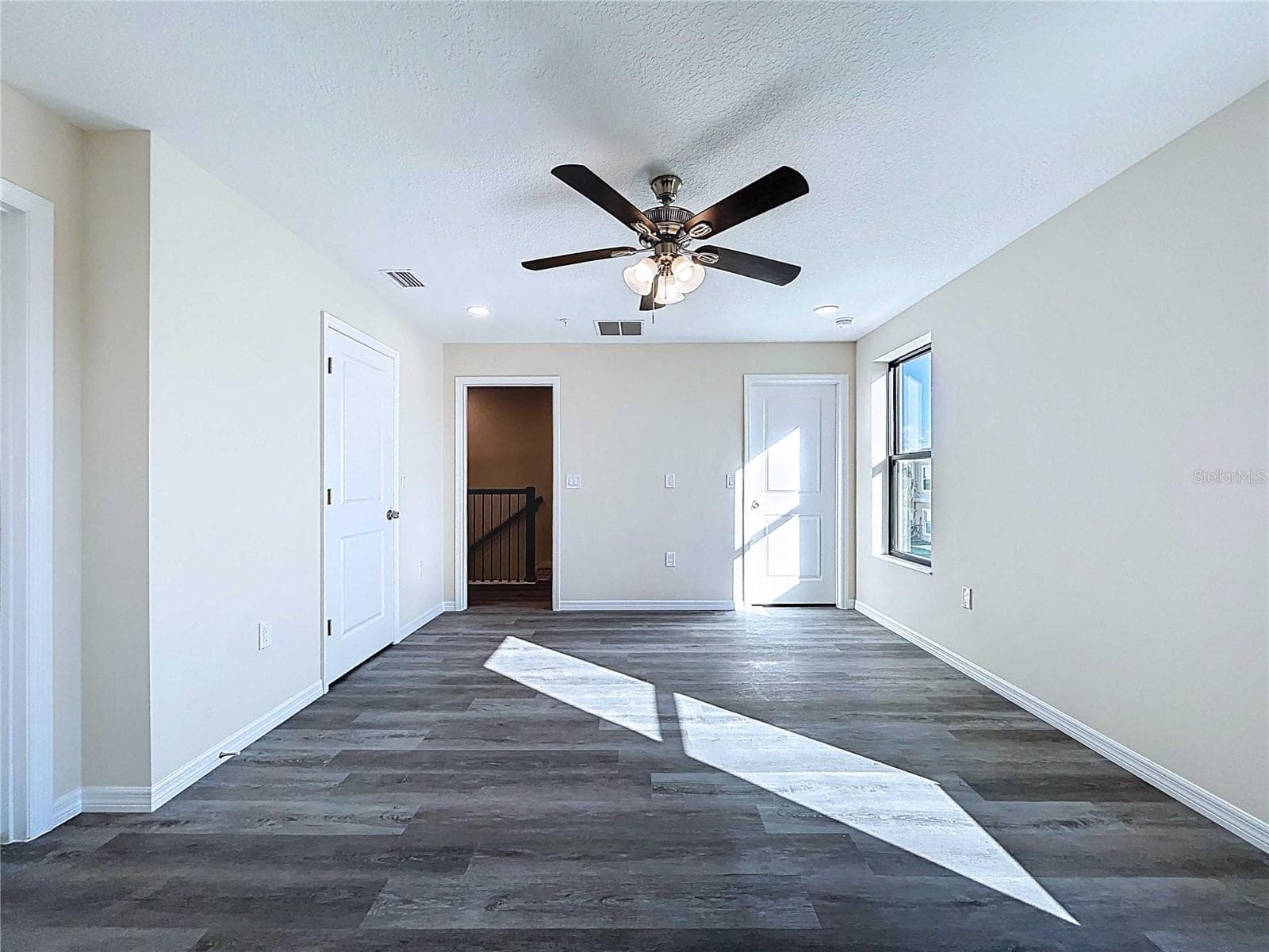 Townhouse at 4368 CAMBIO GARDENS COURT, TAMPA, photo 40 of 66