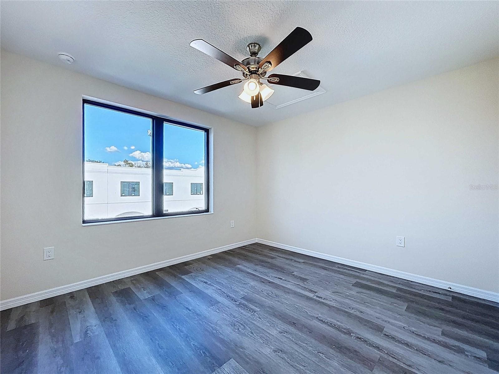 Townhouse at 4368 CAMBIO GARDENS COURT, TAMPA, photo 47 of 66