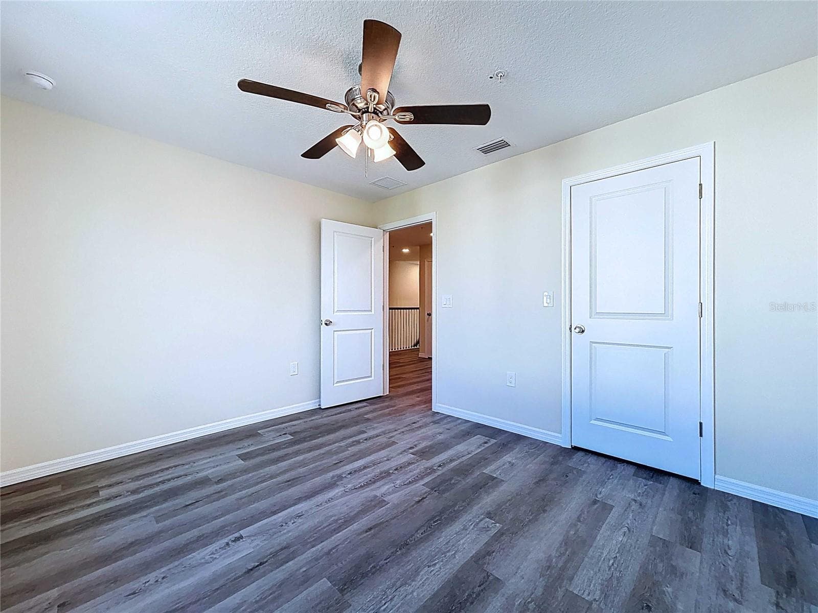 Townhouse at 4368 CAMBIO GARDENS COURT, TAMPA, photo 52 of 66