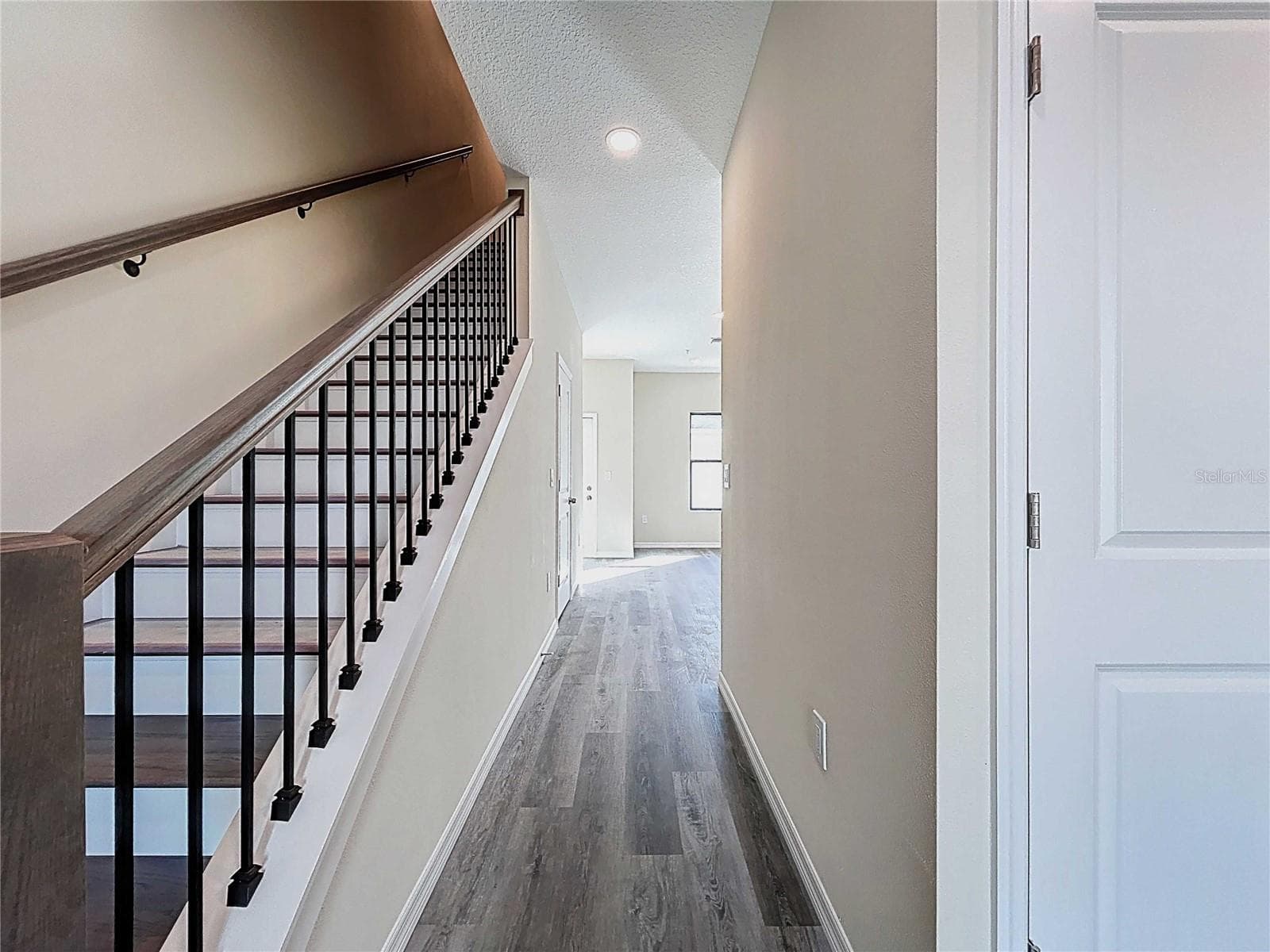 Townhouse at 4370 CAMBIO GARDENS COURT, TAMPA, photo 16 of 85