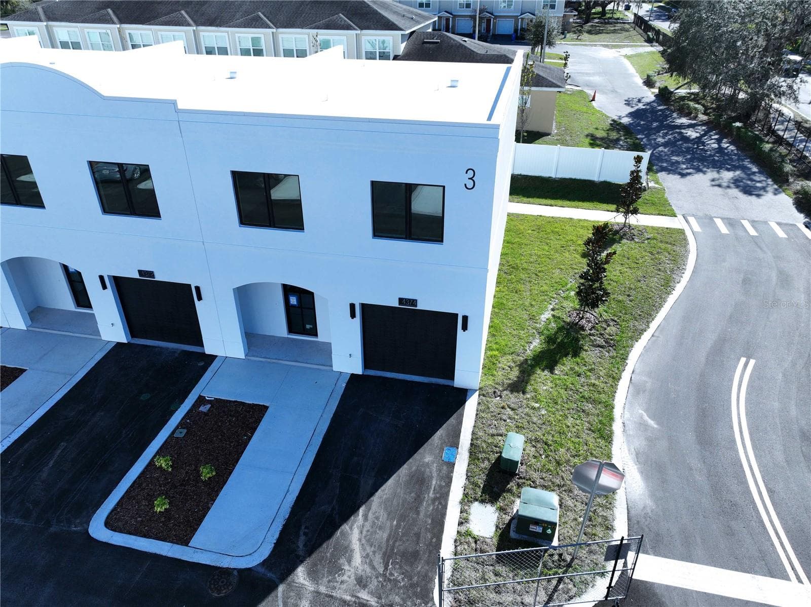Townhouse at 4370 CAMBIO GARDENS COURT, TAMPA, photo 60 of 85