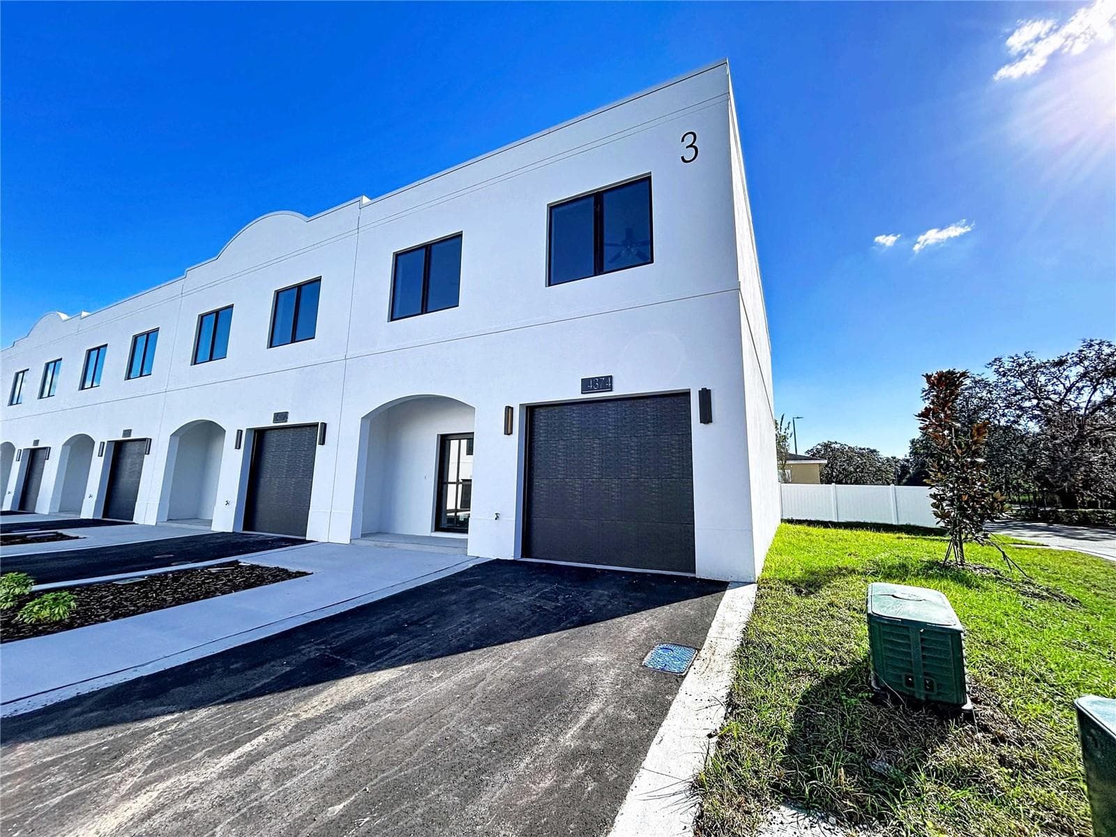 Townhouse at 4370 CAMBIO GARDENS COURT, TAMPA, photo 64 of 85